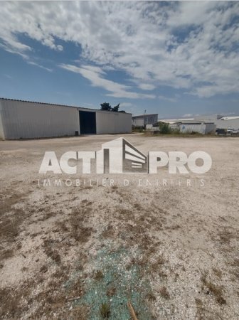 Industriel/Logistique dans Perpignan à vendre - Photo de l’immeuble – Image 3 sur 4