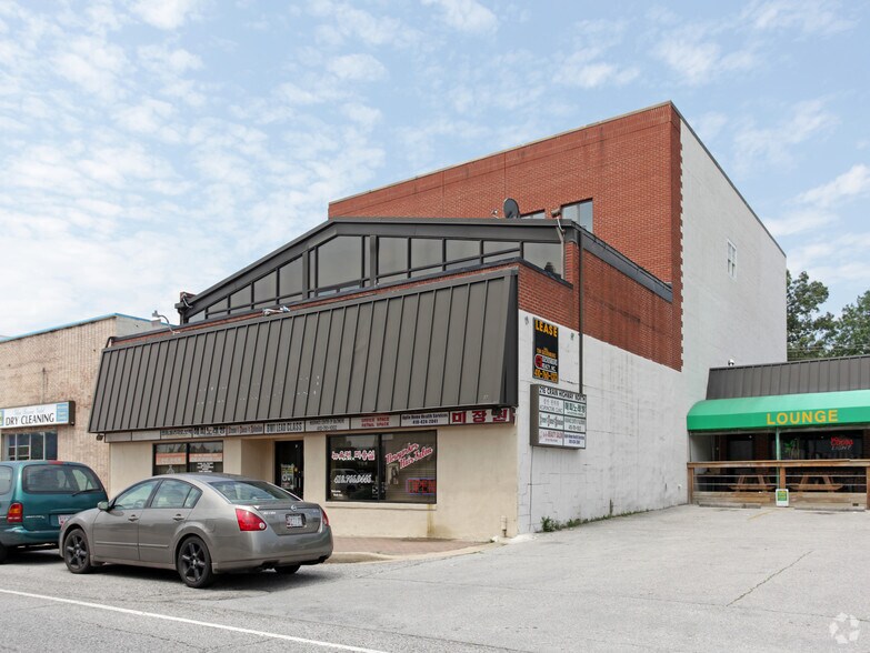 216-220 Crain Hwy N, Glen Burnie, MD à louer - Photo de l’immeuble – Image 1 sur 4
