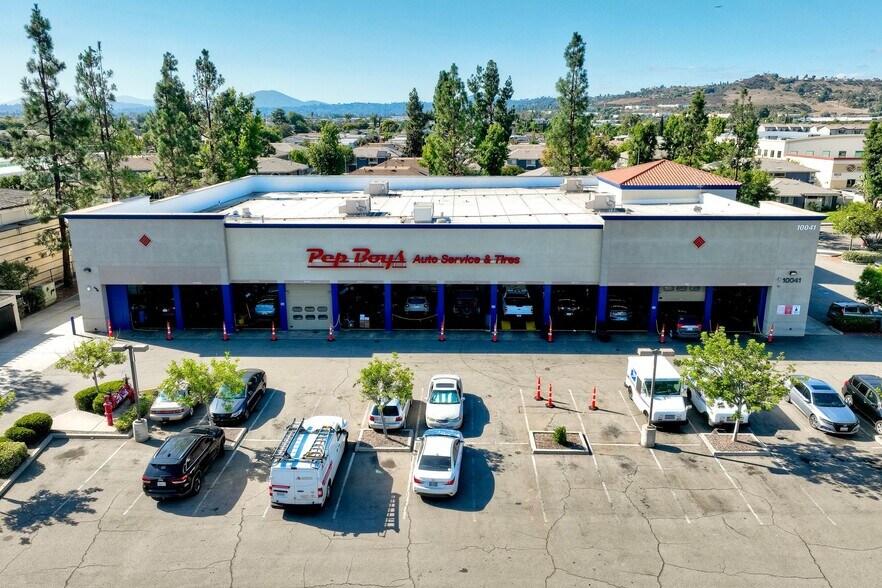 10041 Mission Gorge Rd, Santee, CA à vendre - Photo de l’immeuble – Image 3 sur 7