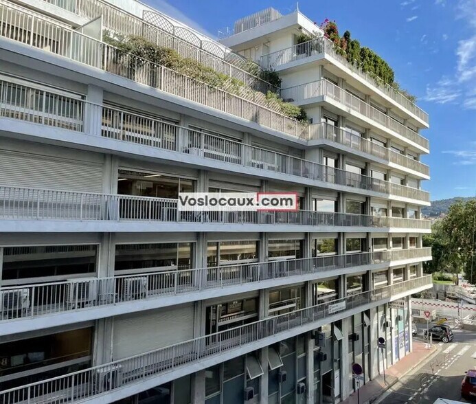 Bureau dans Nice à louer - Photo de l’immeuble – Image 1 sur 6