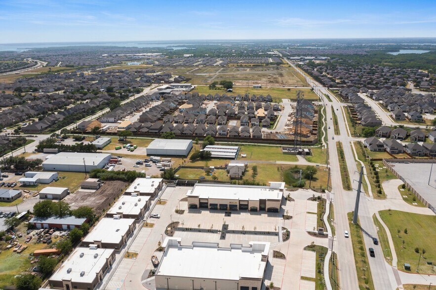 14111 King Rd, Frisco, TX à vendre - Photo de l’immeuble – Image 3 sur 3