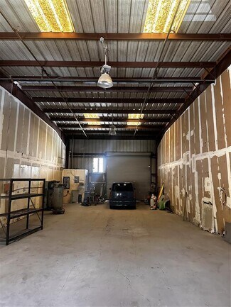 Plus de détails pour 99-1405 Koaha Pl, Aiea, HI - Industriel/Logistique à louer