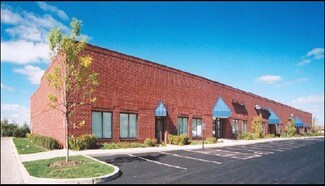 Plus de détails pour 100 Oakwood Rd, Lake Zurich, IL - Industriel/Logistique à louer