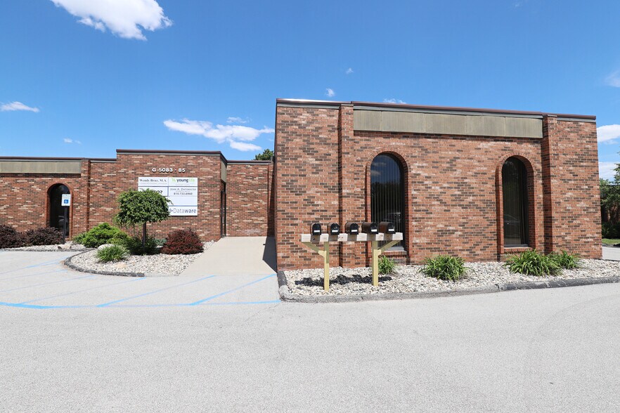 5083-5085 Miller Rd, Flint, MI à vendre - Photo de l’immeuble – Image 2 sur 8