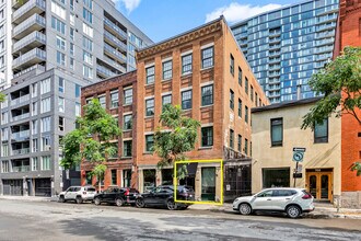 754-762 Rue Saint-Paul O, Montréal, QC à louer Photo intérieure– Image 2 sur 11