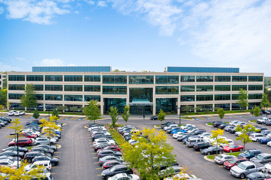 100 S Saunders Rd, Lake Forest, IL à louer - Photo de l’immeuble – Image 3 sur 18