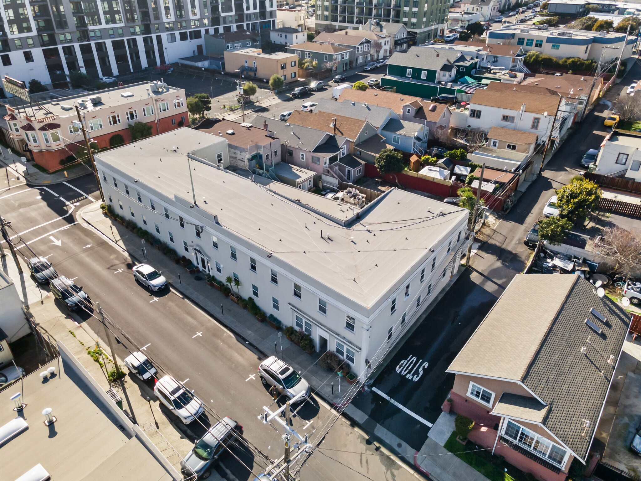 505 Cypress Ave, South San Francisco, CA à vendre Photo de l’immeuble– Image 1 sur 12