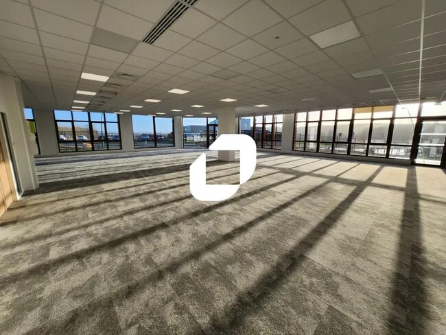 Plus de détails pour Bureau à louer