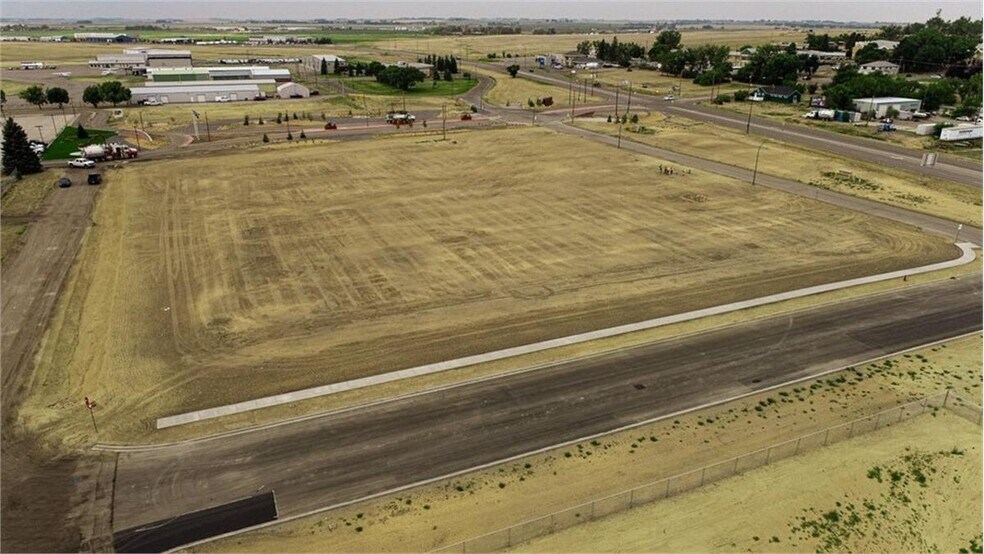 1635 Gershaw Drive SW dr, Medicine Hat, AB à vendre - Photo de l’immeuble – Image 2 sur 5