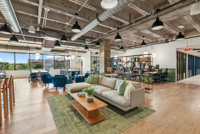 Plus de détails pour 711 Navarro St, San Antonio, TX - Coworking à louer