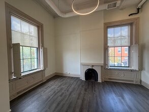40 Pleasant St, Portsmouth, NH à louer Photo intérieure– Image 1 sur 8