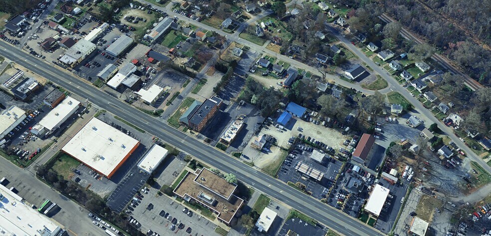 172 E Belt Blvd, Richmond, VA à louer - Photo de l’immeuble – Image 2 sur 9