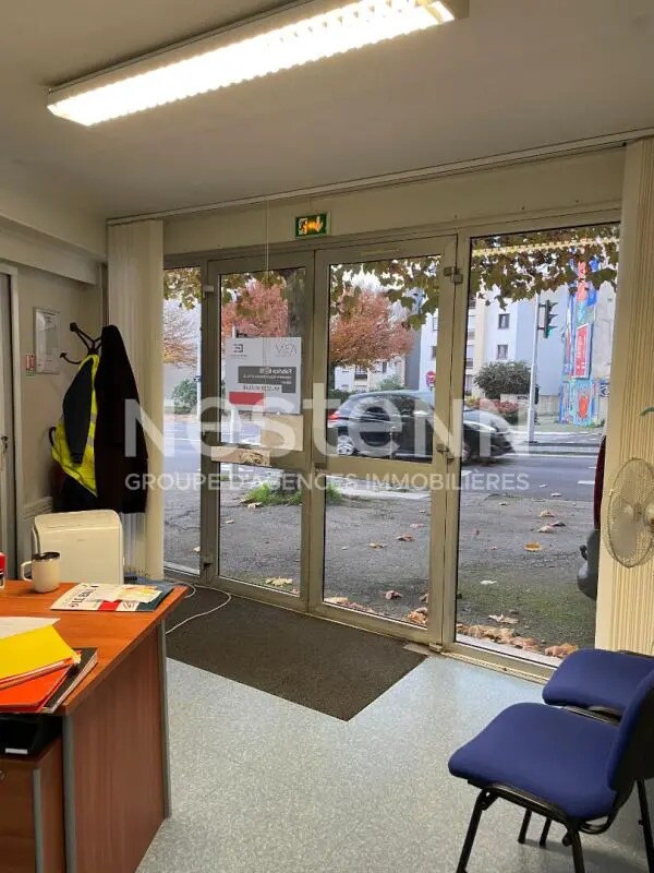 Plus de détails pour Local commercial à louer