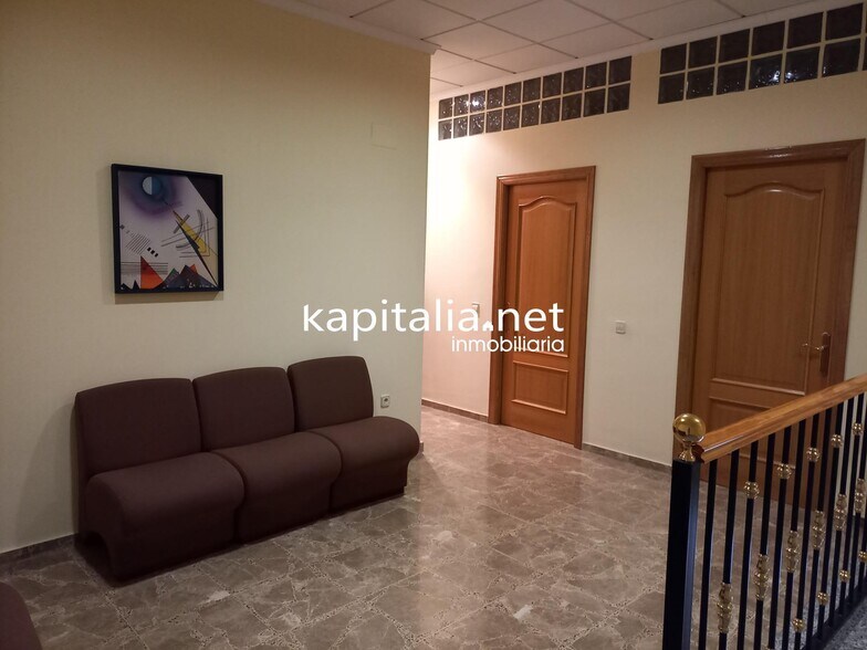 Bureau dans L'Olleria, Valencia à vendre - Photo de l’immeuble – Image 1 sur 13