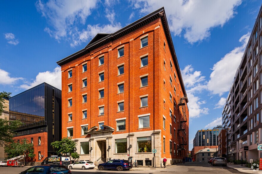 640 Rue Saint-Paul O, Montréal, QC à louer - Photo de l’immeuble – Image 2 sur 7
