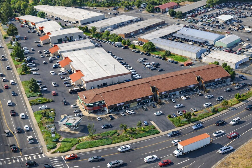 6300 NE St James Rd, Vancouver, WA à louer - Photo de l’immeuble – Image 3 sur 7