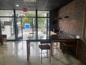 249 S Indiana Ave, Vista, CA à louer Photo intérieure– Image 2 sur 4