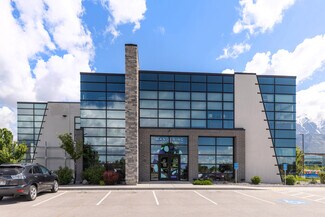 Plus de détails pour 439 S Pleasant Grove Blvd, Pleasant Grove, UT - Bureau/Local commercial à louer