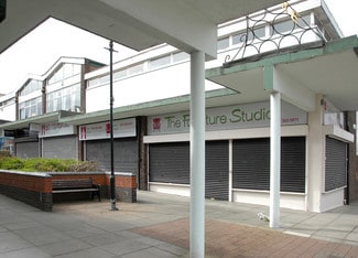 Plus de détails pour 9-11 The Rake Precinct, Wirral - Local commercial à louer