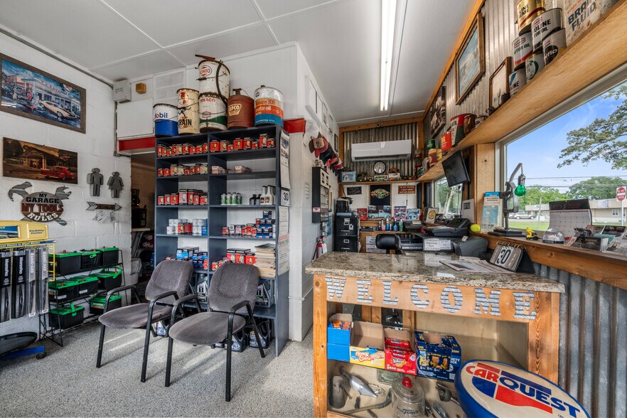 5202 S Main St, Crosby, TX à vendre - Photo de l’immeuble – Image 3 sur 12