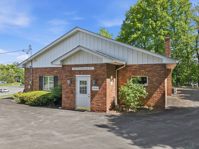 1 N Roberts Rd, Highland, NY à vendre - Photo de l’immeuble – Image 2 sur 15