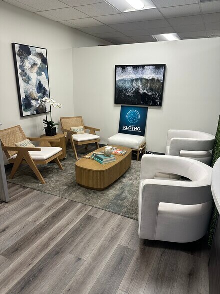 4740 Von Karman Ave, Newport Beach, CA à louer - Photo de l’immeuble – Image 3 sur 71