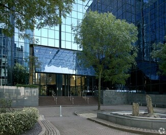 Plus de détails pour 8-9 Harbour Exchange Sq, Londres - Bureau à louer