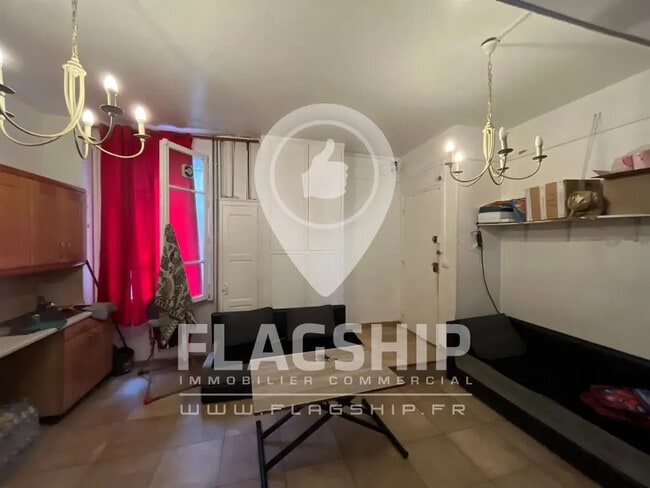 Plus de détails pour Local commercial à louer