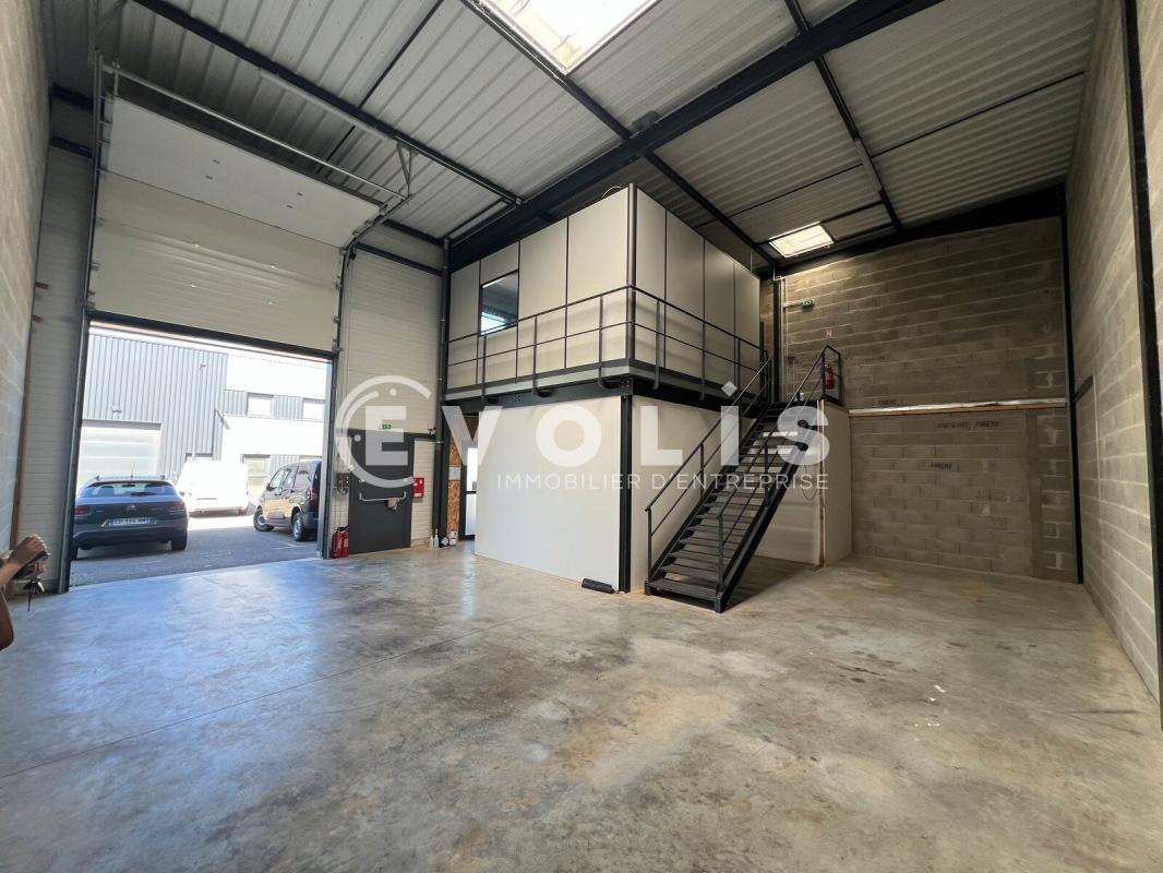 662 Rue Des Jonchères, Genay à louer Photo de l’immeuble– Image 1 sur 4
