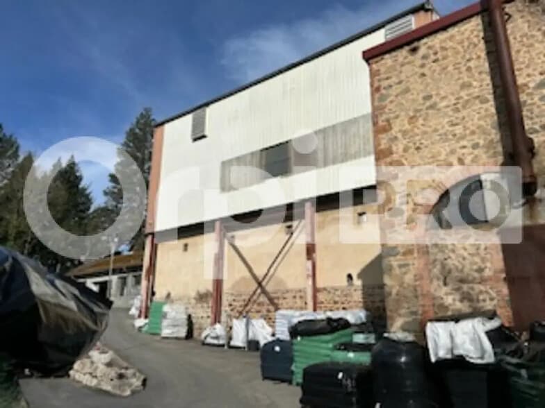 Local d'activités dans Grandris à vendre - Photo de l’immeuble – Image 3 sur 4