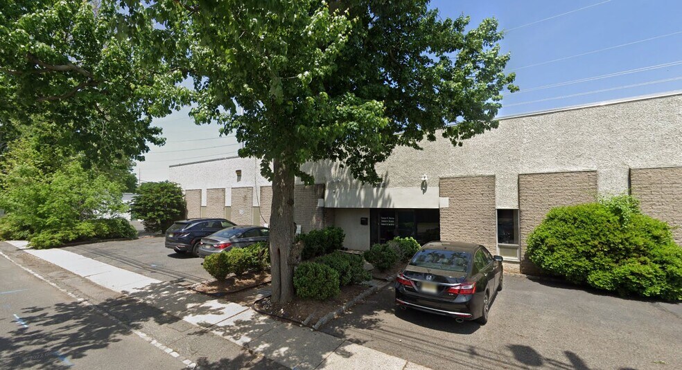 225 Cristiani St, Cranford, NJ à vendre - Photo de l’immeuble – Image 2 sur 4