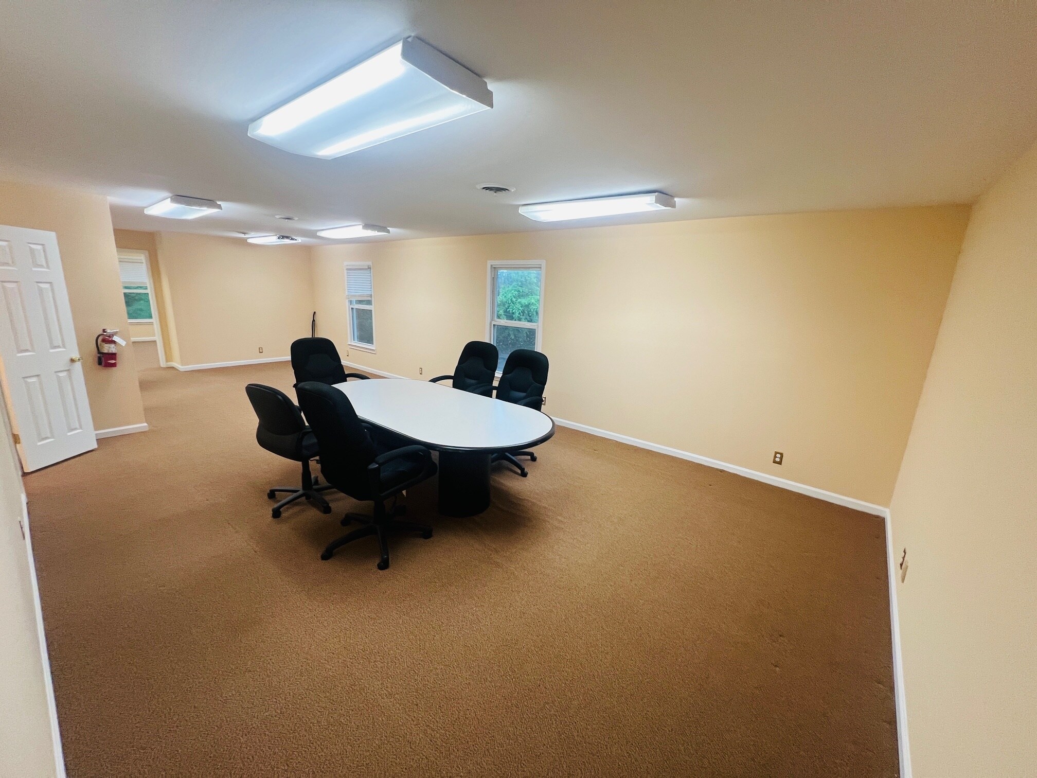 233 Wilson Pike Cir, Brentwood, TN à louer Photo de l’immeuble– Image 1 sur 11