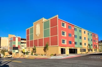Plus de détails pour 140 Court St, Reno, NV - Hôtellerie à vendre