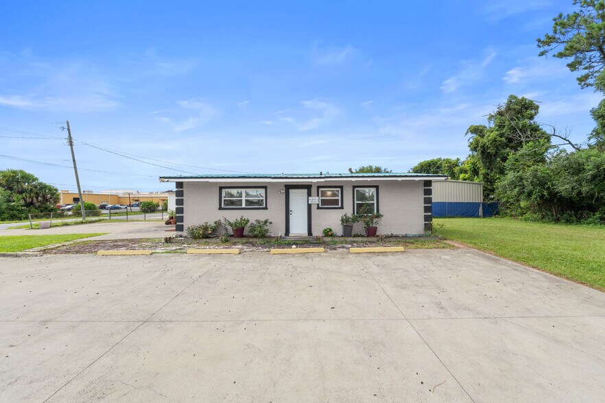 1619 Lisenby Ave, Panama City, FL à vendre - Photo de l’immeuble – Image 3 sur 20