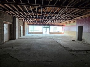 3704-3716 W Dempster St, Skokie, IL à louer Photo intérieure– Image 2 sur 2