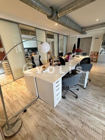 Bureau dans Bordeaux à louer - Photo intérieure – Image 1 sur 5