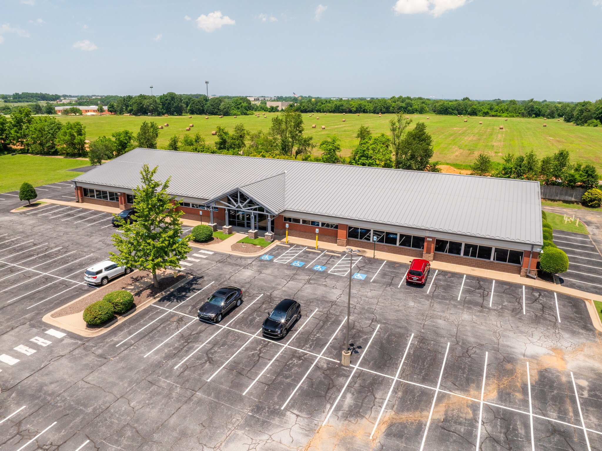 224 JB Hunt Corporate Dr, Lowell, AR à vendre Photo de l’immeuble– Image 1 sur 6
