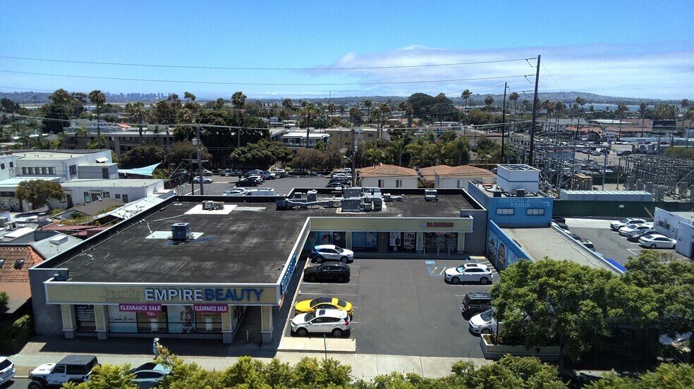 1631-1637 Garnet Ave, San Diego, CA à vendre - Photo de l’immeuble – Image 2 sur 12