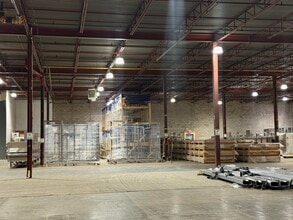 2480 Tedlo St, Mississauga, ON à louer Photo intérieure– Image 1 sur 2