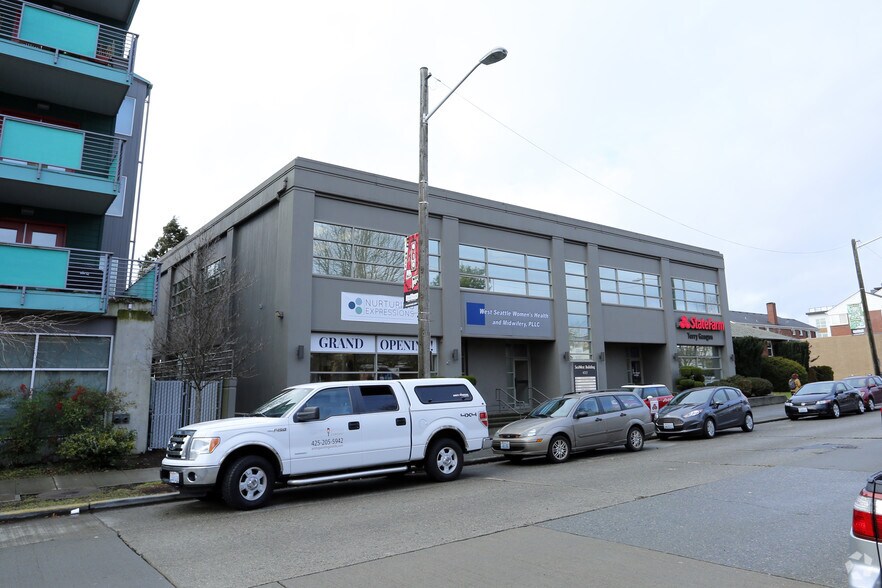 4727 44th Ave SW, Seattle, WA à louer - Photo de l’immeuble – Image 3 sur 3