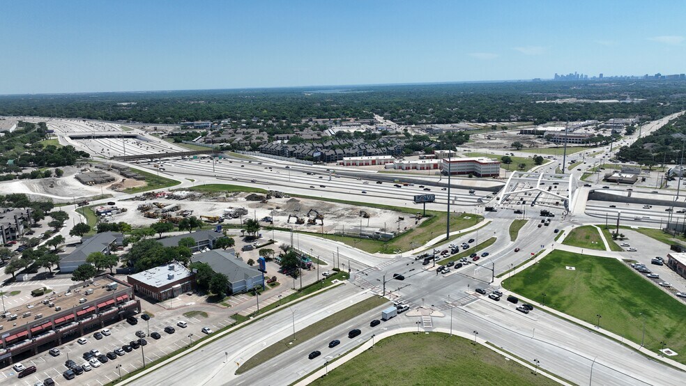 9180 Skillman St, Dallas, TX à vendre - Photo de l’immeuble – Image 3 sur 6