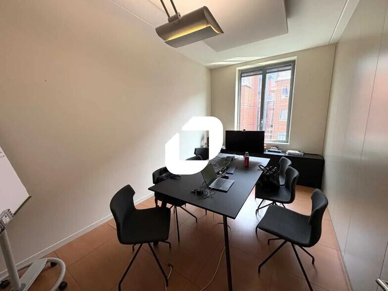 Bureau dans Lyon à louer - Photo de l’immeuble – Image 2 sur 16