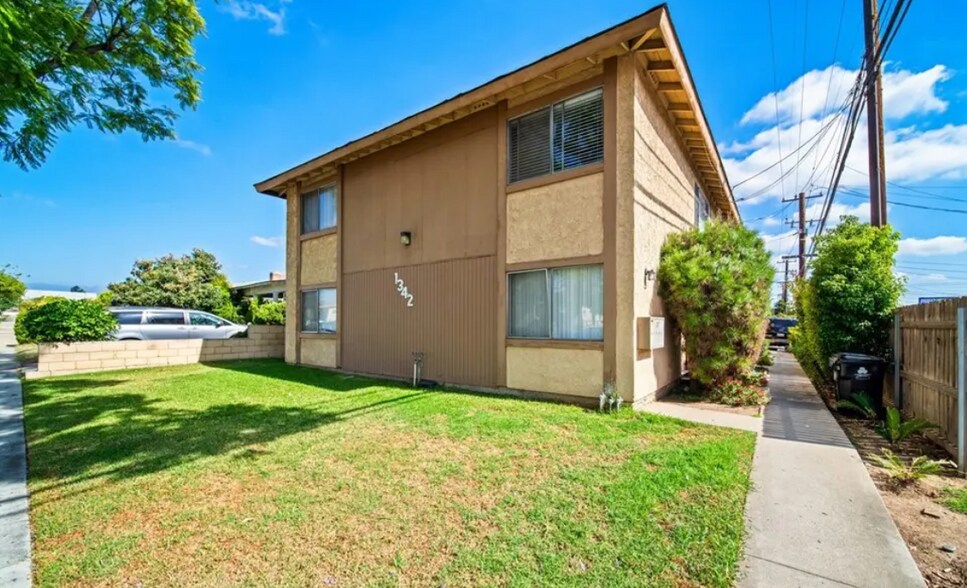 1342 Edgewood Dr, Alhambra, CA à vendre - Photo de l’immeuble – Image 3 sur 9