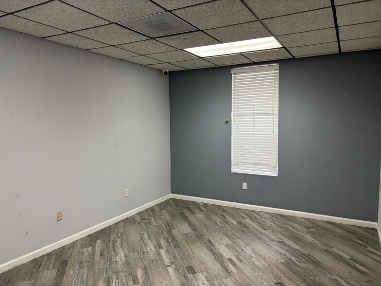 4141 W Bethany Home Rd, Phoenix, AZ à vendre - Photo intérieure – Image 2 sur 16