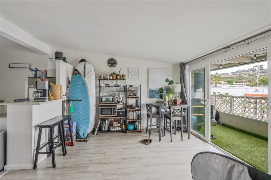 504-510 Nautilus St, La Jolla, CA à louer - Photo intérieure – Image 3 sur 9