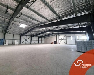 Plus de détails pour 60 Rue Henry Potez, Perpignan - Local d'activités à louer
