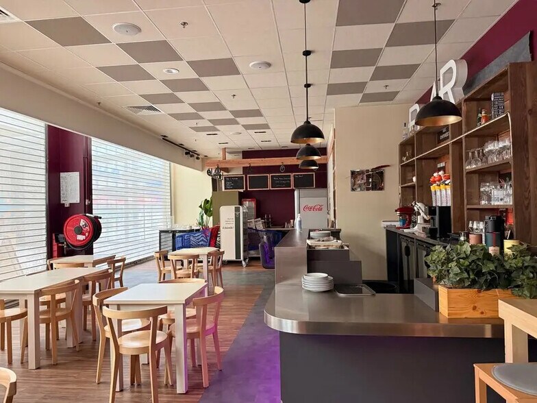 Local commercial dans Beauvais à louer - Photo intérieure – Image 1 sur 5