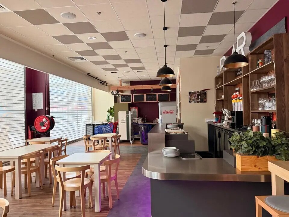 Local commercial dans Beauvais à louer Photo intérieure– Image 1 sur 6