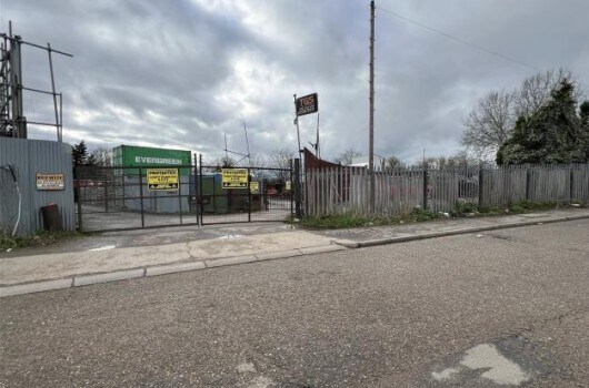 32 Rawreth Industrial Estate, Rayleigh à vendre - Photo de l’immeuble – Image 3 sur 4