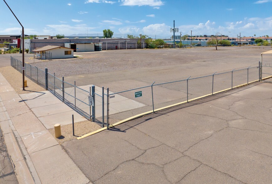 30 N 56th St, Phoenix, AZ à vendre - Photo de l’immeuble – Image 2 sur 4